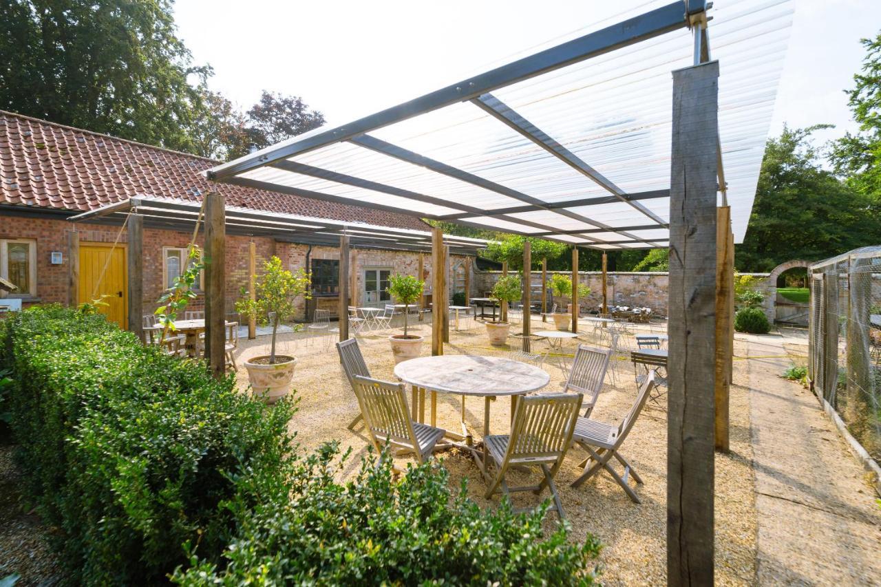 Chippenham Park Garden Rooms Exterior foto